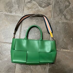 Valentina Fiore Green Belted Bag